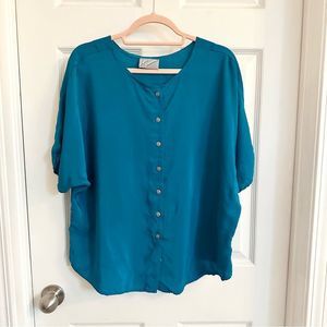 Vintage blue green split decision top